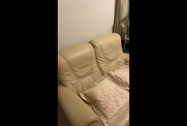 1 bedroom and living room to rent.  Main Photo