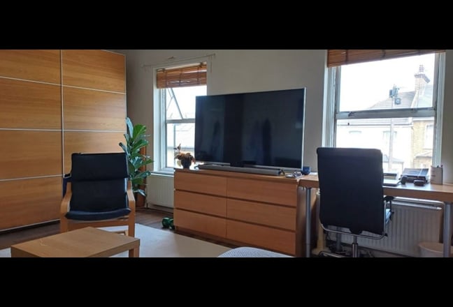 Huge 30m2 double room near Brockley Zone 2 station Main Photo