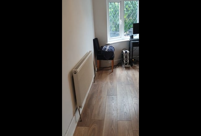 Lovely spacious double room, all bills included Main Photo