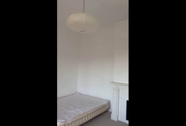 NR2, huge, quiet room, perfect for WFH or PhD Main Photo