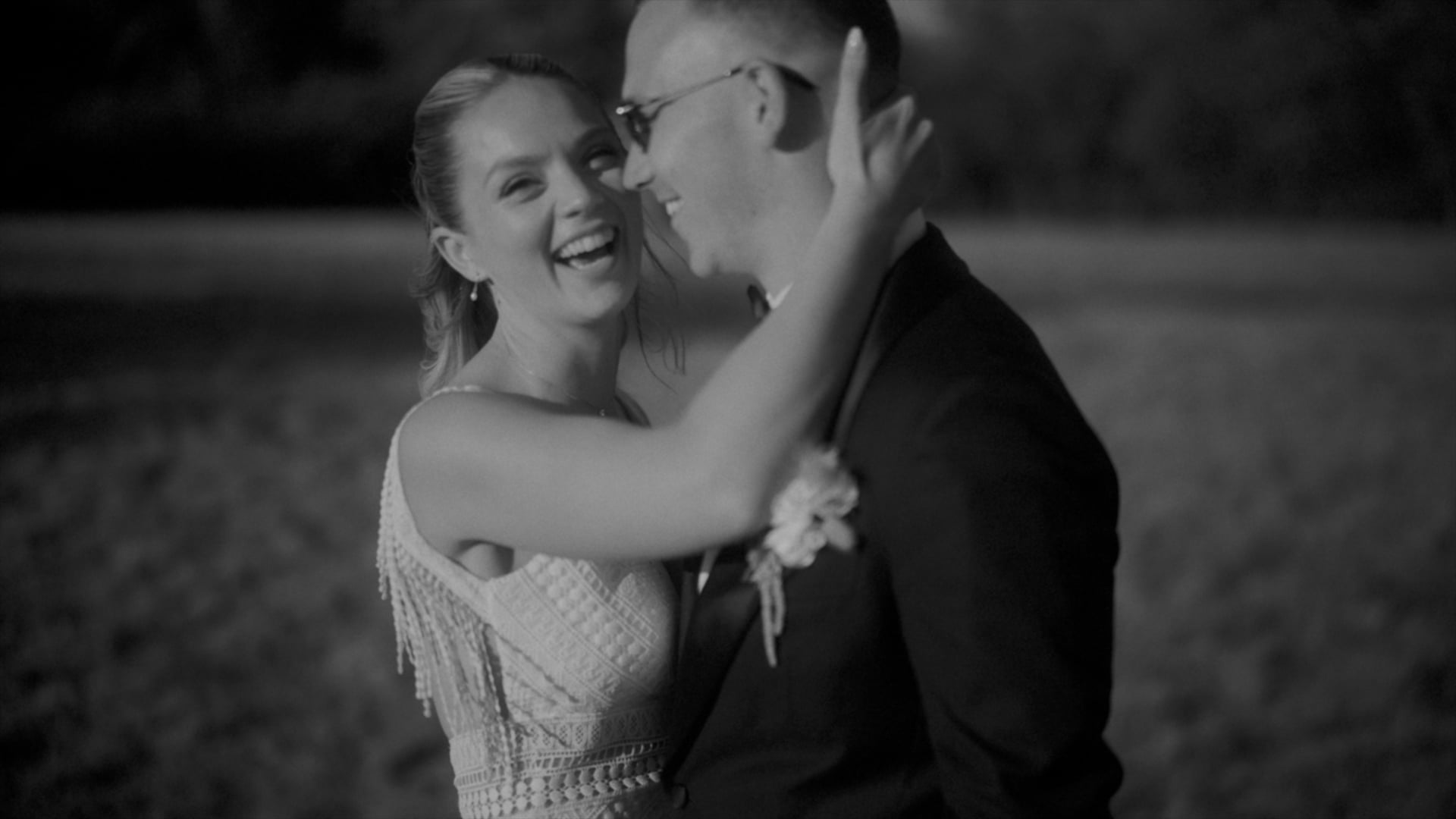 Anna & Matt // Old Gore Barn // Highlight