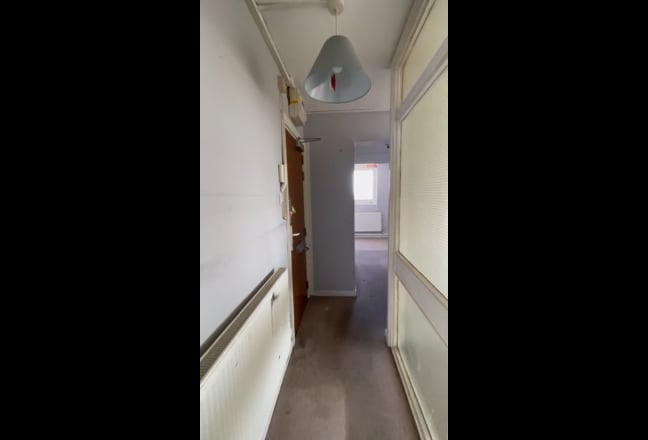 Property Guardian 2 Bed Flat  Main Photo