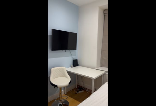 Newly Renovated En-Suite - Prime Haringey Location Main Photo