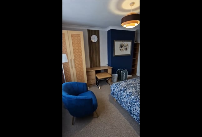 Double Room, Near Cobalt Park & Metro, Bills inc Main Photo
