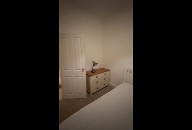 Room available in Branksome/ Parkstone area Main Photo