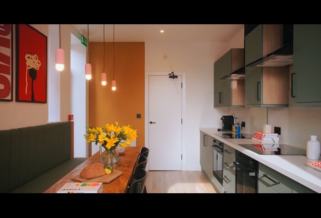 Video 1: Room 1