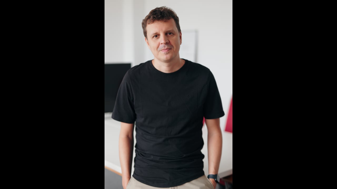 
        
          David Brožík
        

        
          –
        

        
          CEO
        
        