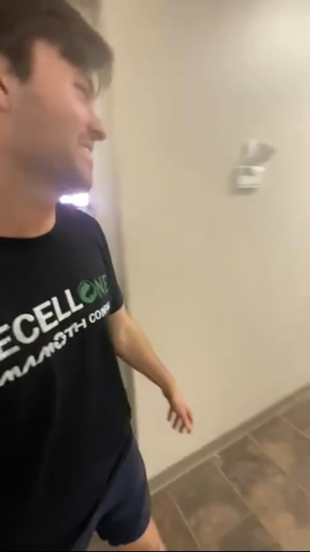 https://i.vimeocdn.com/video/2060805803-8037a30160a73a654a8f80eeb4f167b2ed5466561eb2d75cf89e43995fc8b2dc-d