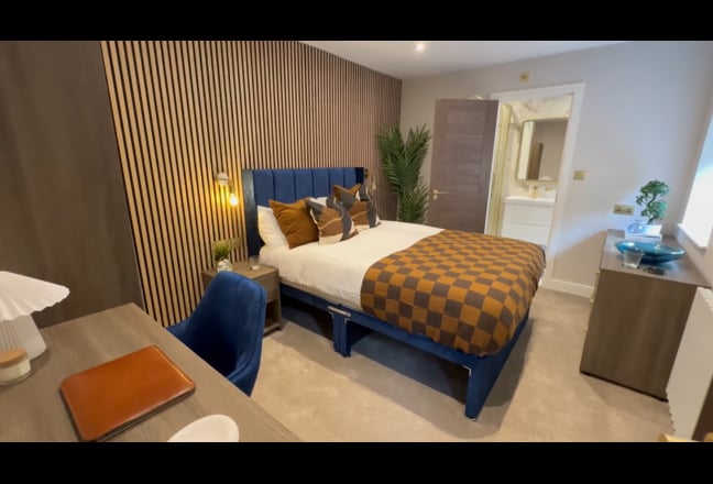 Stunning Spacious Studio Rooms Avaailable Now Main Photo