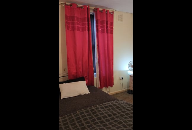 Double big room in LS11 fully furnish  Main Photo