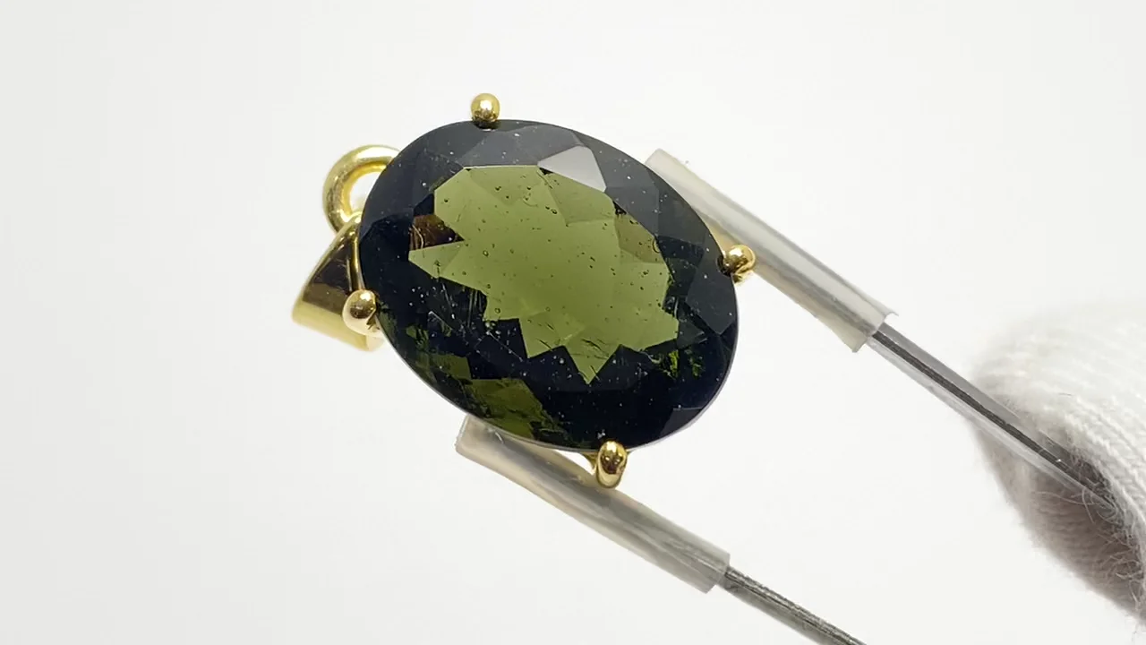 動画】【1点もの】モルダバイトAAA ファセットカットペンダントトップ