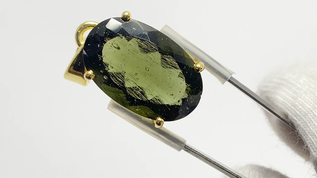 動画】【1点もの】モルダバイトAAA ファセットカットペンダントトップ