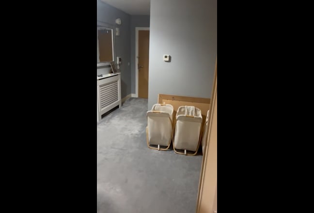 Modern Apartment in Centre (Bills inc.)  Main Photo