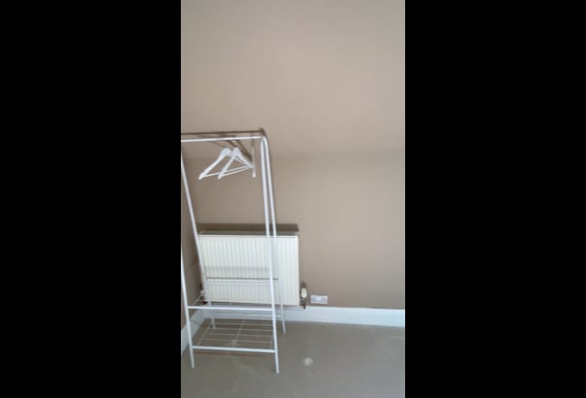 Large Spacious Loft Bedroom  Main Photo