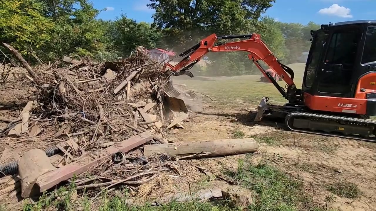 https://i.vimeocdn.com/video/2061197660-d4b23ba857dde6b25b63a19a0aa3a23717a9bb79fc0a67b0e9a830b36331a380-d