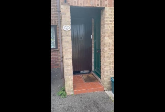Video 1: Dining room