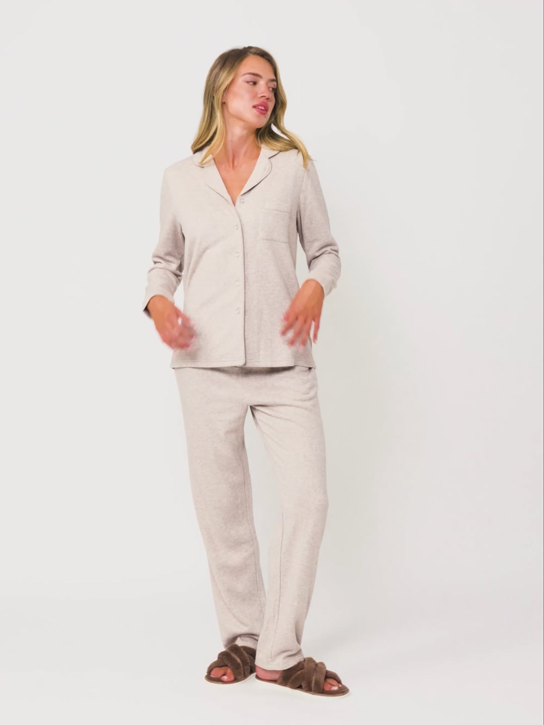 סט פיג’מה מכופתרת רכה ונעימה