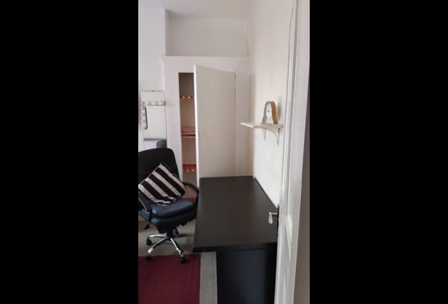 Room to Let, W10 Main Photo