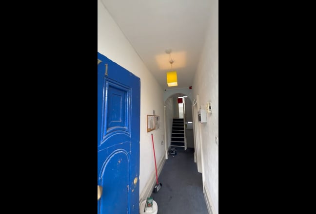 Large 8 Bed HMO New Cross, immediate availability Main Photo