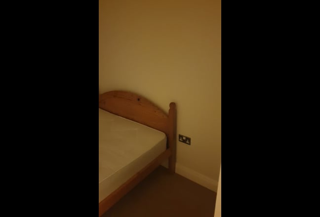 Small double room  Main Photo