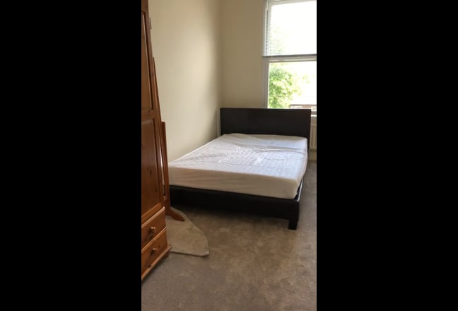 Beautiful bright open plan 2 bed room flat  Main Photo