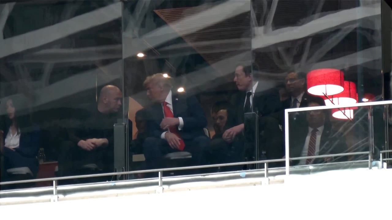 Ob slovesu prizor, ki ga ni pričakoval nihče