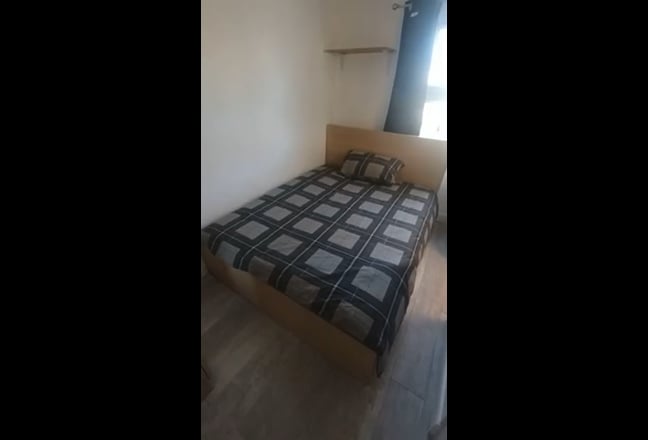 Single room Main Photo