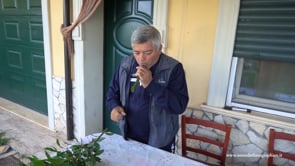 Video 8: Secondo Mancini plays the trummetta ‘e cucuzza [0:09]