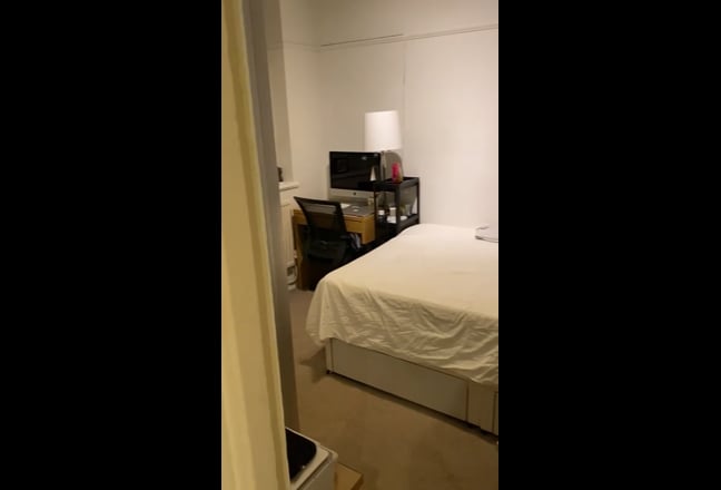 38) Large Double Room | New Refurb | Big Balcony  Main Photo