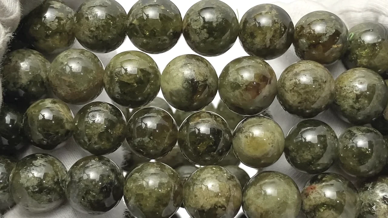 グリーンガーネット ラウンド10mm ブレスレット｜天然石ビーズの卸問屋