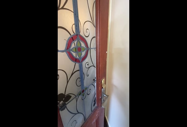 Video 1: Large lounge