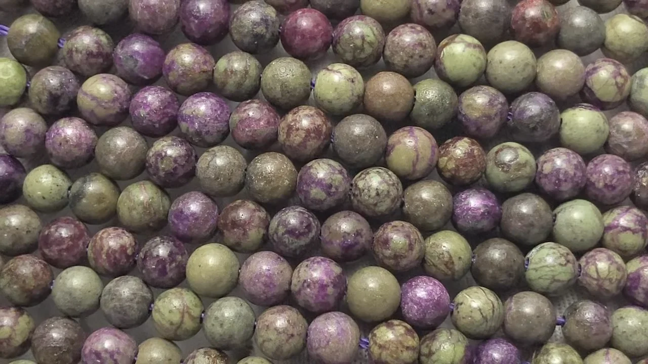 アトランティサイト（サーペンティンwithスティヒタイト） ラウンド4mm