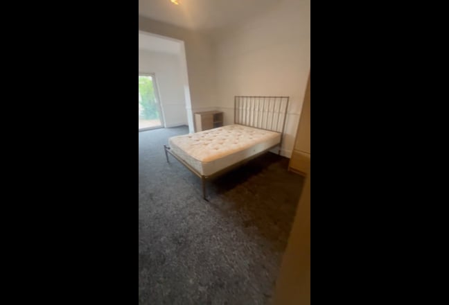 ⭐️⭐️   Room Available in Luton🌟🌟 Main Photo