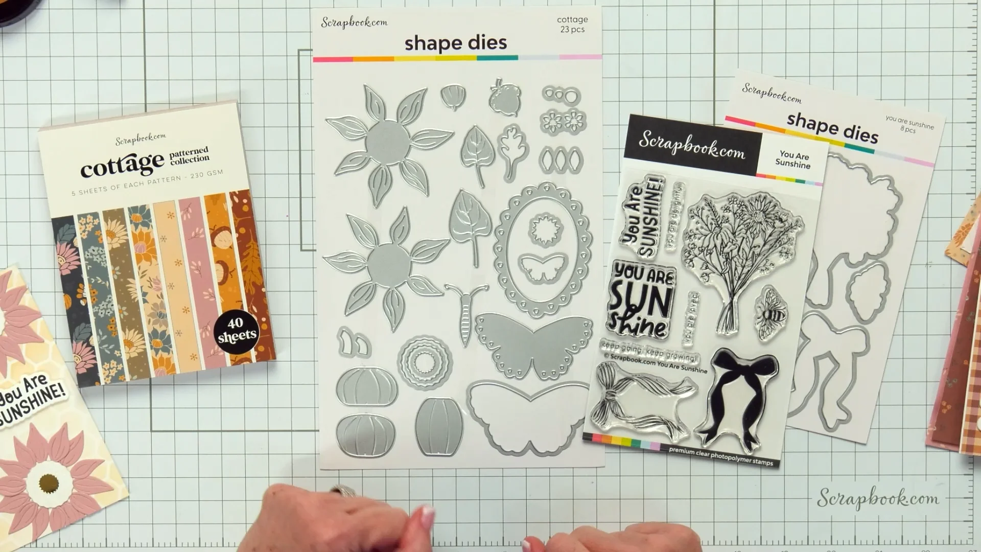 Scrapbook.com - Decorative Die Set - Cottage