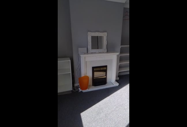 Double Room Available  Main Photo