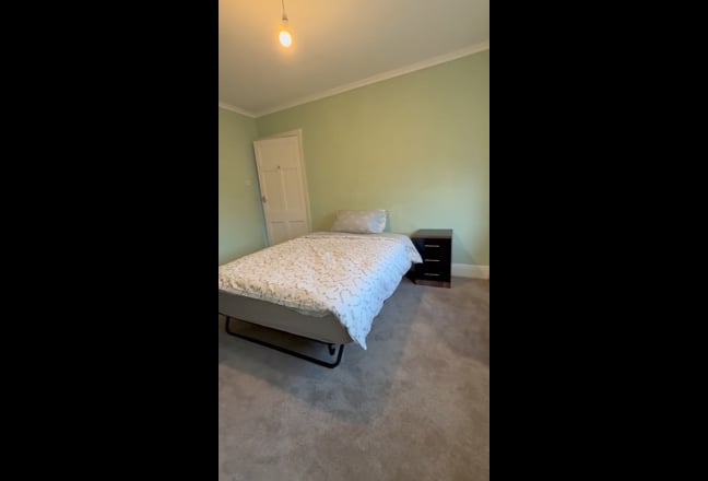 Ideal for professional and Plab2 Student in M32 Main Photo