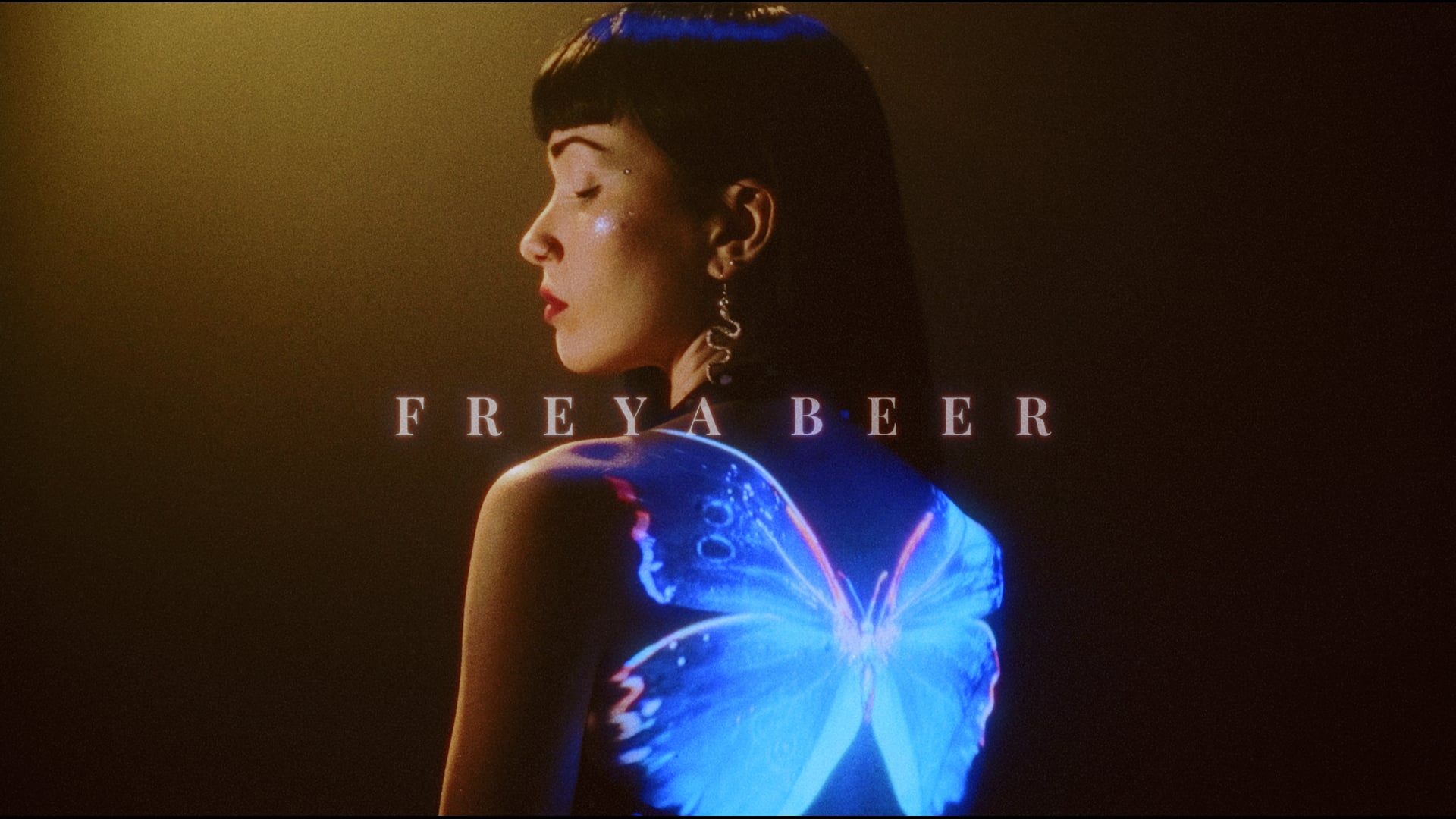 Freya Beer - Bonsoir [Music video]