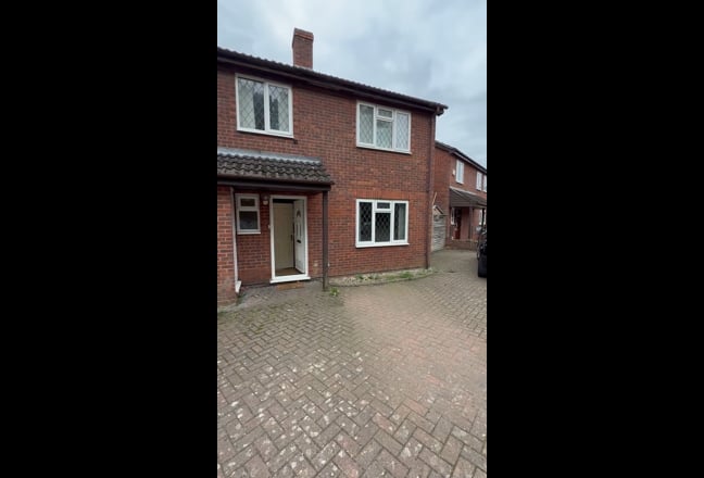 Ground Floor Double Room with Shower Room Main Photo