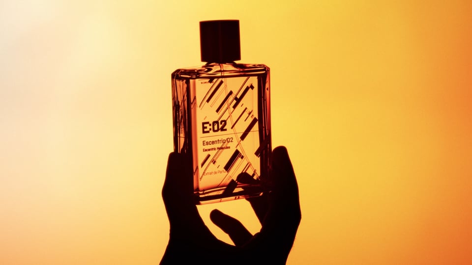 DAZED_ESCENTRIC_PARFUM_EDP_E02_30s_2160p24fps_LtRt_H264
