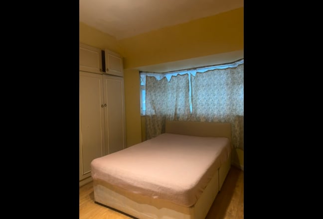 Double room for rent ,close to Wembley triangle Main Photo
