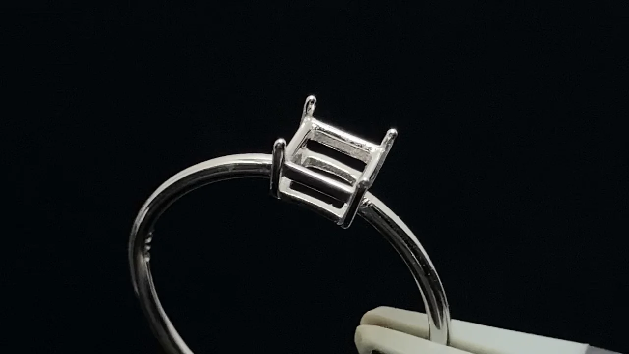 シルバー925 リング空枠(爪留め)スクエアファセットカット4mm ロジウム