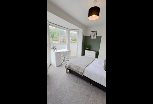 Video 1: Room 5
