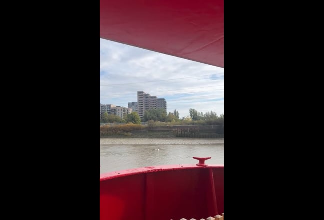 1 Double Room on a unique ship with river views! Main Photo
