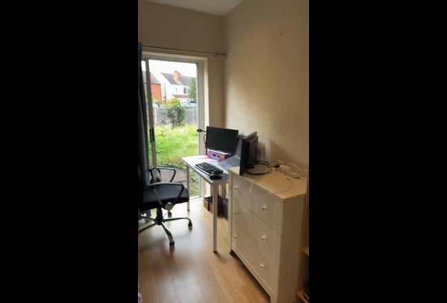 Cozy room — 10 min walk to Jubilee Campus 455 pcm Main Photo