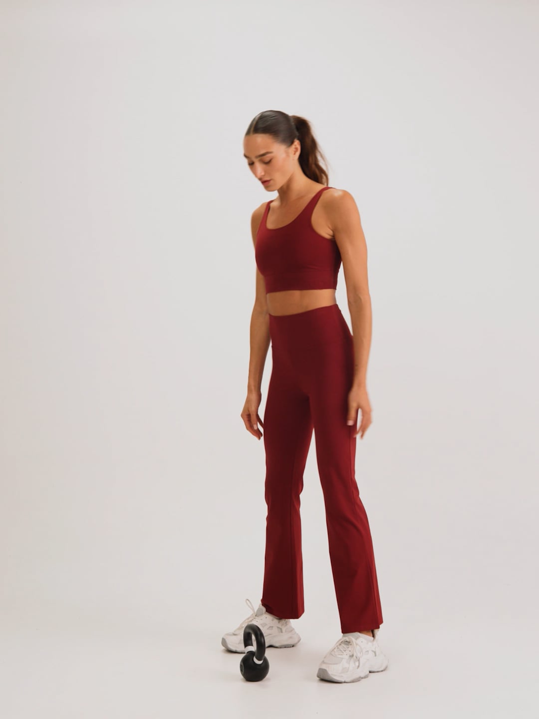 HIGH SUPPORT CROP TOP