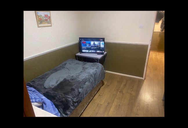 S/Room/Bills Inc/Universal Credit/Short Lets.. Main Photo