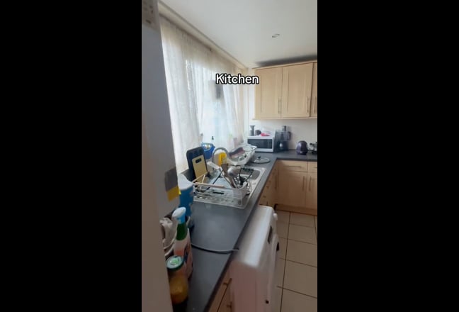 Single Room in a Friendly&Relax Home (1st November Main Photo