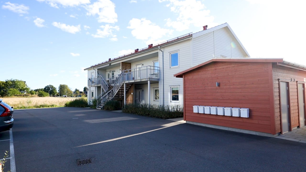 4 rum Lägenhet på Stadsgårdsvägen 10 A Holmängen Vänersborgs kommun - video