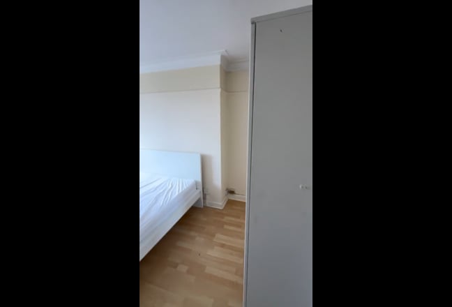 2 Double Room Available  Wandsworth Main Photo