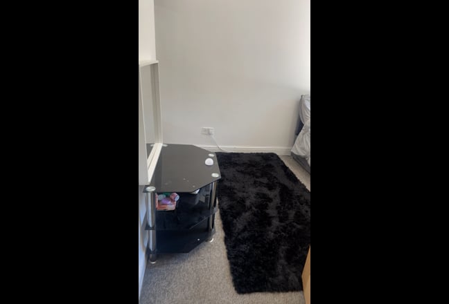 Double room available for females ideally Main Photo